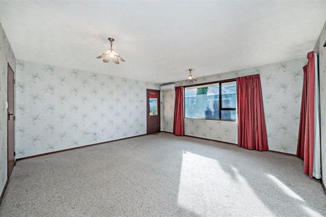 Photo of property in 22 Lake Terrace Road, Burwood, Christchurch, 8061
