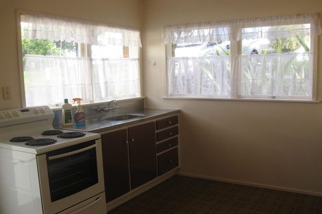 Photo of property in 1/203 Forrest Hill Road, Forrest Hill, Auckland, 0620
