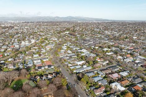 Photo of property in 2/49 Saint James Avenue, Papanui, Christchurch, 8053