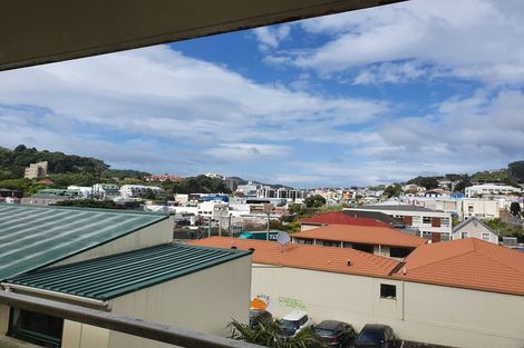 Photo of property in Te Awhina Apartments, 22u1 Sussex Street, Mount Cook, Wellington, 6021