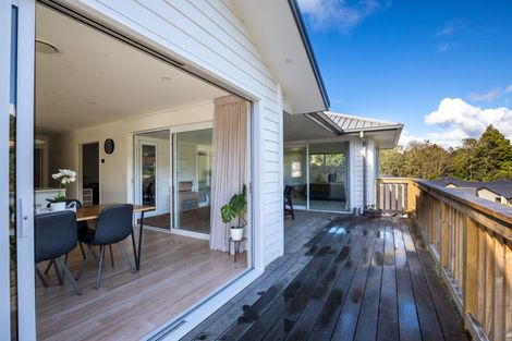 Photo of property in 37 Sycamore Grove, Lower Vogeltown, New Plymouth, 4310