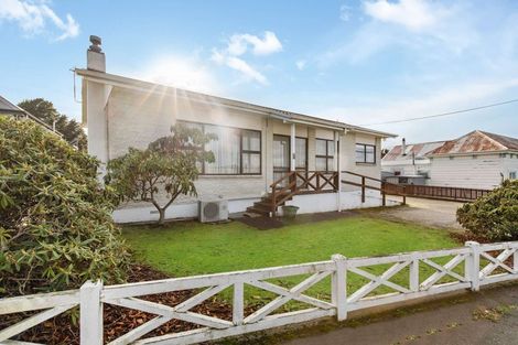 Photo of property in 30 Kiwi Road, Taihape, 4720