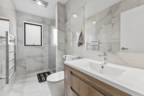 Photo of property in 25 Woven Place, Karaka, 2113