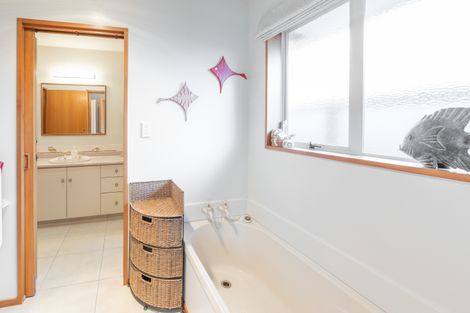 Photo of property in 43 Gladstone Road, Woodend, 7610