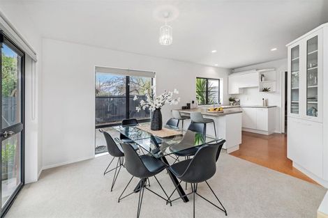 Photo of property in 24 Blighs Road, Strowan, Christchurch, 8052