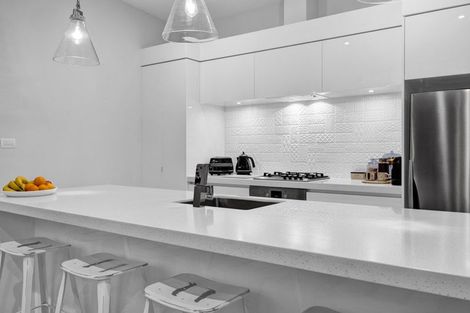 Photo of property in 17 Victoria Street, Hawera, 4610