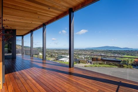 Photo of property in 8 Whio Place, Waikanae, 5036