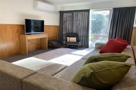 Photo of property in 3 Athol Terrace, Upper Riccarton, Christchurch, 8041