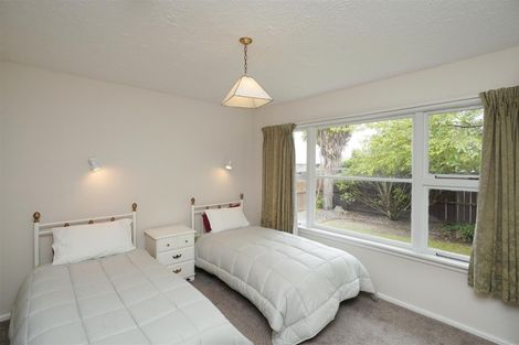Photo of property in 17 Masham Road, Broomfield, Christchurch, 8042