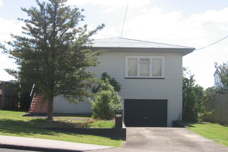 Photo of property in 2/1 Quebec Road, Milford, Auckland, 0620