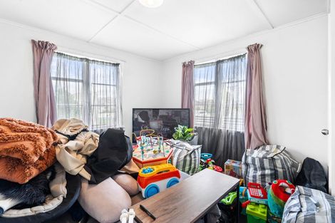 Photo of property in 25 Churchill Avenue, Lansdowne, Masterton, 5810