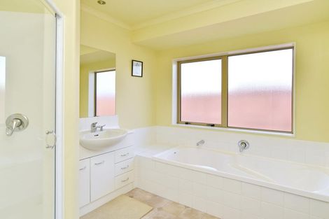 Photo of property in 11 Pewter Place, Northwood, Christchurch, 8051