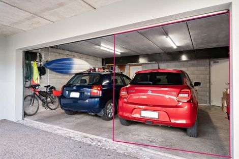 Photo of property in 4/275 Karaka Bay Road, Karaka Bays, Wellington, 6022