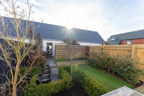 Photo of property in Cornwall Gardens, 3/27 Cornwall Street, St Albans, Christchurch, 8014