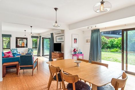 Photo of property in 9 Nuhaka Place, Paraparaumu Beach, Paraparaumu, 5032