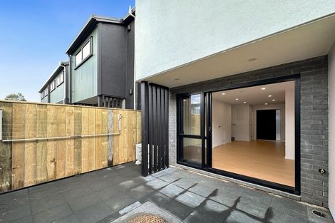 Photo of property in 4/6 Victoria Street, Ebdentown, Upper Hutt, 5018