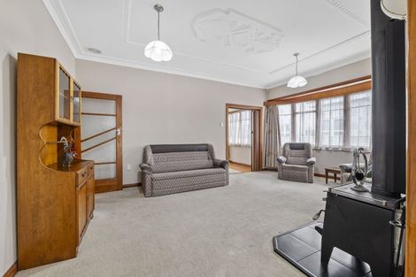 Photo of property in 91 Tukapa Street, Westown, New Plymouth, 4310