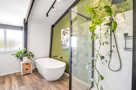 Photo of property in 12 Banks Place, Rangiora, 7400