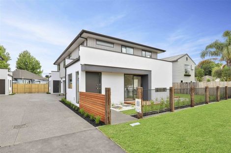 Photo of property in 64u4 Banbury Crescent, Fairfield, Hamilton, 3214