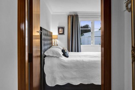 Photo of property in 63 Turuturu Road, Hawera, 4610