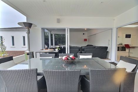 Photo of property in 115 Kent Terrace, Taradale, Napier, 4112