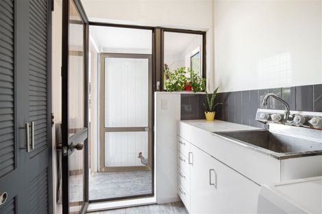 Photo of property in 59 Riverside Drive, Waiuku, 2123