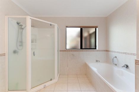 Photo of property in 2b Cannell Farm Drive, Te Puke, 3119