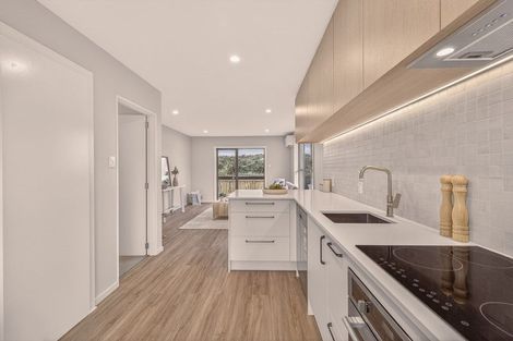 Photo of property in 2/22 Marine Parade, North New Brighton, Christchurch, 8083