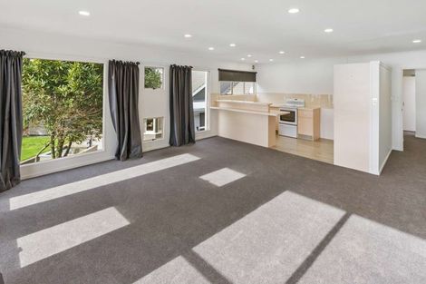 Photo of property in 27unit Willow Avenue, Hannahs Bay, Rotorua, 3010