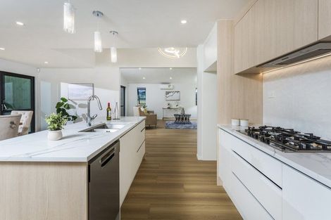 Photo of property in 35 Pinecrest Drive, Gulf Harbour, Whangaparaoa, 0930