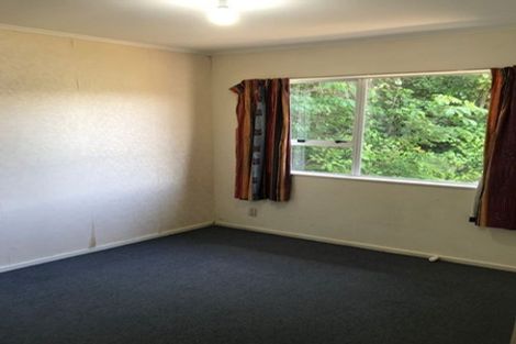 Photo of property in 26 Batchelor Street, Newlands, Wellington, 6037