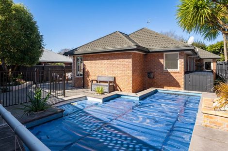 Photo of property in 4/135 Brookside Terrace, Bryndwr, Christchurch, 8053