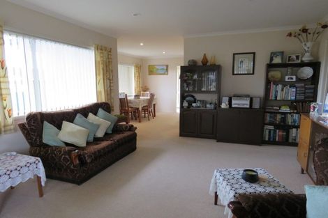 Photo of property in 147 Tukapa Street, Westown, New Plymouth, 4310