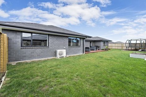 Photo of property in 74 Stationmasters Way, Prebbleton, 7604