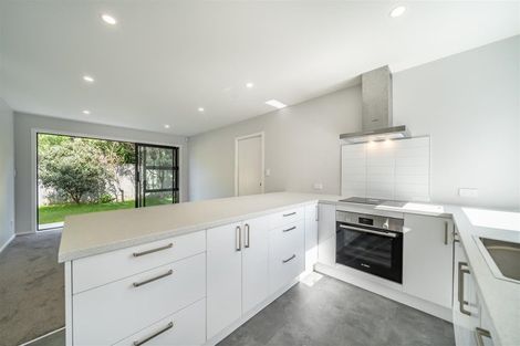 Photo of property in 4a Pohutukawa Street, Woburn, Lower Hutt, 5010