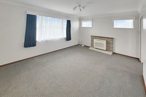 Photo of property in 15 Bledisloe Street, Levin, 5510