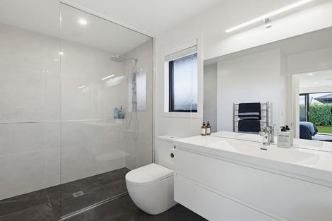 Photo of property in 11 Crete Road, Rangiora, 7400
