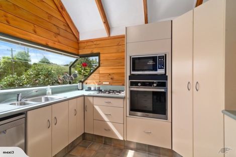 Photo of property in 62 Grand Vue Road, Kawaha Point, Rotorua, 3010