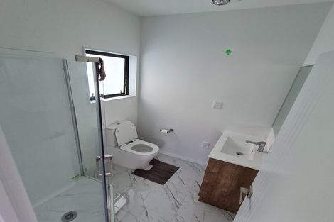 Photo of property in 5 Kawariki Road, Helensville, 0800