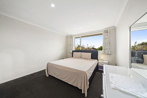 Photo of property in 42 Castellina Drive, Karaka, Papakura, 2113