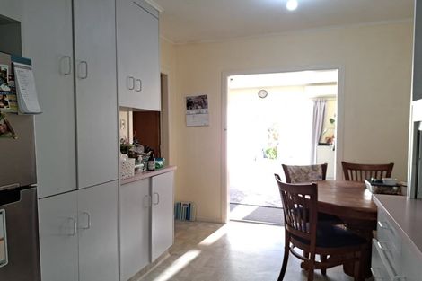Photo of property in 9b Elizabeth Avenue, Heretaunga, Upper Hutt, 5018