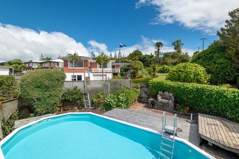 Photo of property in 29 High Road, Glenfield, Auckland, 0629