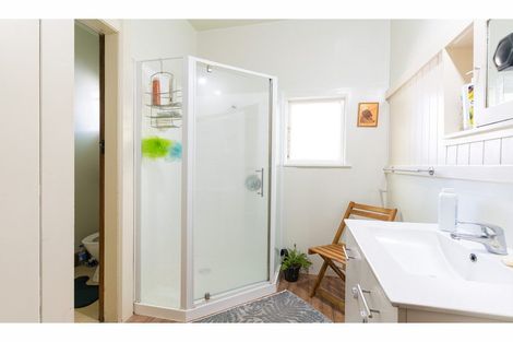 Photo of property in 106 Rattray Street, Riccarton, Christchurch, 8041