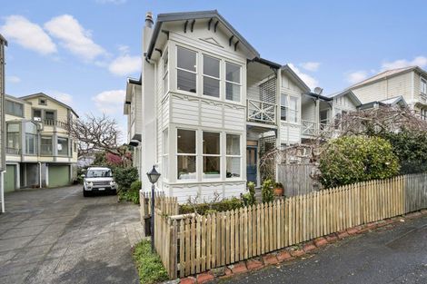 Photo of property in 23f1 Glenbervie Terrace, Thorndon, Wellington, 6011