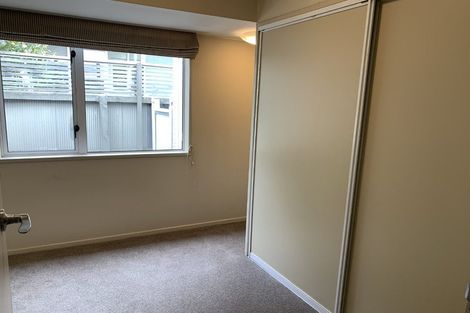 Photo of property in 11 Memorial Avenue, Ilam, Christchurch, 8053