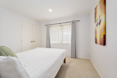 Photo of property in 14 Rhinevale Close, Henderson, Auckland, 0612