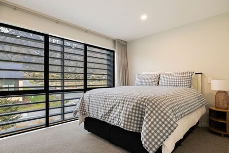 Photo of property in 11 Mulholland Drive, Jacks Point, 9371