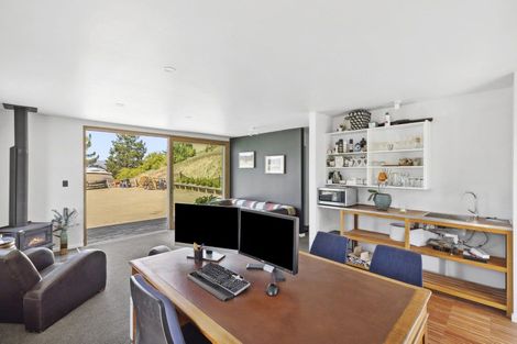Photo of property in 335a Luggate-cromwell Road, Lowburn, Cromwell, 9384