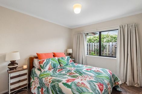 Photo of property in 6 Matuhi Street, Waikanae, 5036