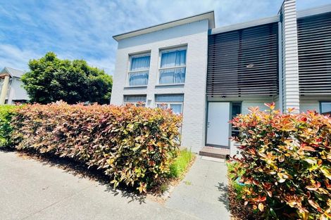 Photo of property in 2 Reins Road, Takanini, 2112
